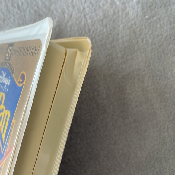 Walt Disney’s Peter Pan VHS Fully Restored, Masterpiece Collection. - Picture 5 of 7